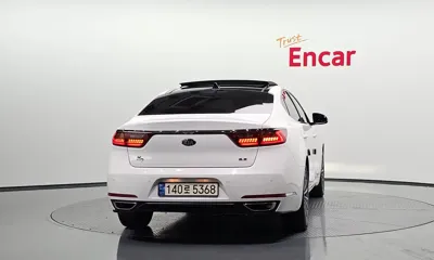 Kia K7 2016, 134394 км, за 5901.27 USD