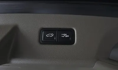 Kia Canival 2023, 83832 км, за 25928.84 USD - фото 20