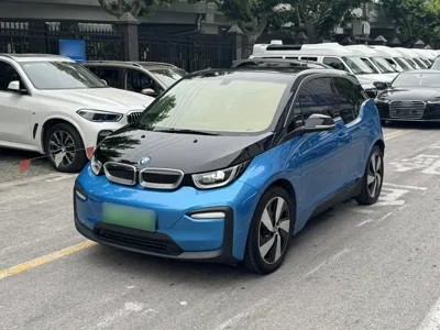 BMW i3 · 2018 год