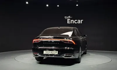 Hyundai Grandeur 2020, 120556 км, за 12143.89 USD