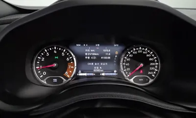 Jeep Renegade 2019, 62582 км, за 7687.3 USD - фото 8