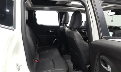 Jeep Renegade 2019, 62582 км, за 7687.3 USD - фото 11
