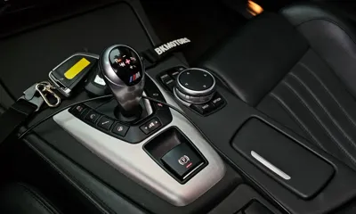BMW M5 2015, 113556 км, за 23500.07 USD - фото 9