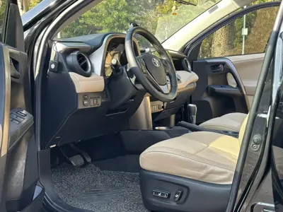 Toyota RAV4 2014, 50000 км, за 7327.7 USD - фото 6