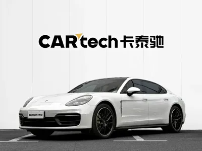 Porsche Panamera · 2022 год