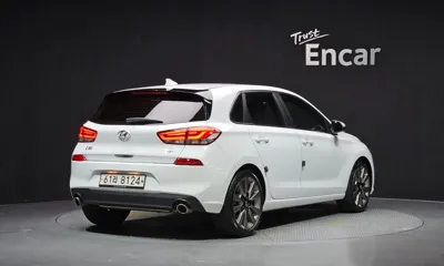 Hyundai i30 2017, 49637 км, за 8262.83 USD