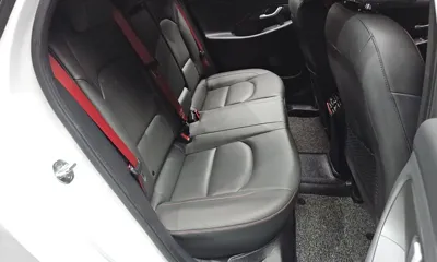 Hyundai i30 2017, 49637 км, за 8262.83 USD - фото 12