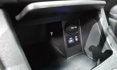 Hyundai i30 2017, 49637 км, за 8262.83 USD - фото 29