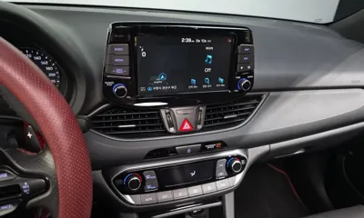 Hyundai i30 2019, 104727 км, за 8790.78 USD - фото 14