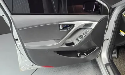 Hyundai Avante 2016, 121924 км, за 4037.25 USD - фото 24