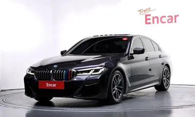 BMW 5-Series · 2021 год