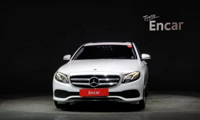 Mercedes-Benz E-Class 2018, 106354 км, за 13064.89 USD