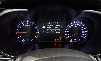 Kia K5 2014, 85579 км, за 6174.46 USD - фото 8