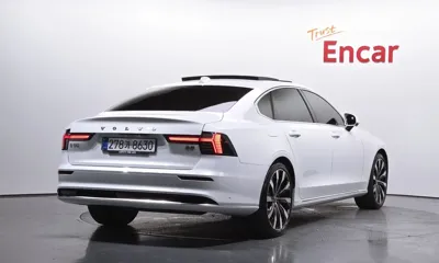 Volvo S90 2026, 5582 км, за 38028.98 USD