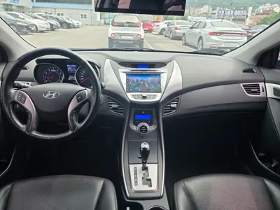Hyundai Avante 2014, 113380 км, за 3447.83 USD - фото 7