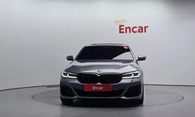 BMW 5-Series 2023, 68977 км, за 29085.16 USD