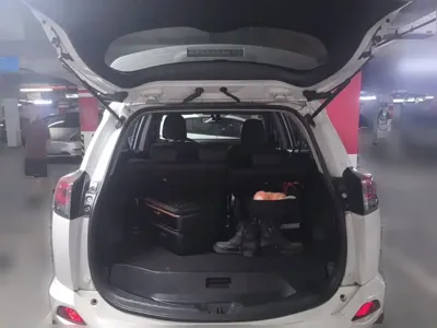 Toyota RAV4 2019, 64600 км, за 11609.55 USD - фото 10