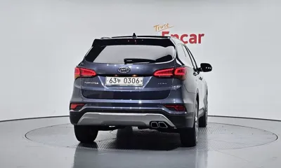 Hyundai Santafe 2017, 130775 км, за 7870.55 USD