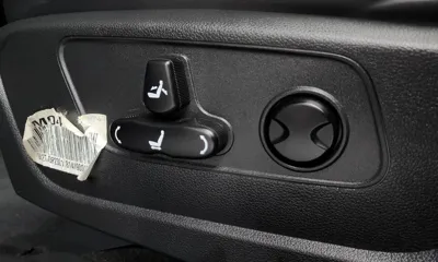 KG_Mobility_Ssangyong Torres 2023, 34464 км, за 13778.39 USD - фото 31