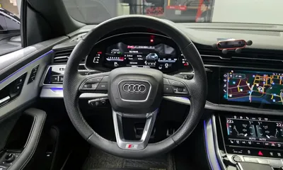 Audi Q8 2023, 59689 км, за 45980.01 USD - фото 13
