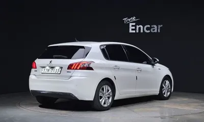Peugeot 308 2014, 167974 км, за 2974.62 USD