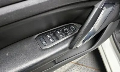 Peugeot 308 2014, 167974 км, за 2974.62 USD - фото 18
