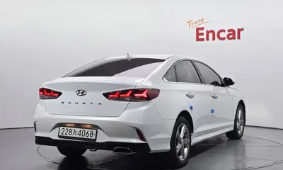 Hyundai Sonata 2018, 107165 км, за 6276.84 USD