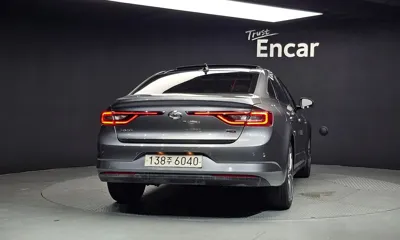 Renault-KoreaSamsung SM6 2016, 143480 км, за 3250.34 USD