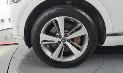 Genesis GV80 2023, 79371 км, за 31842.14 USD