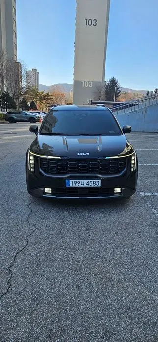 Kia Canival · 2025 год