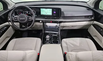 Kia Canival 2023, 31264 км, за 23187.06 USD - фото 7