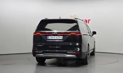 Kia Canival 2023, 98049 км, за 16815.55 USD