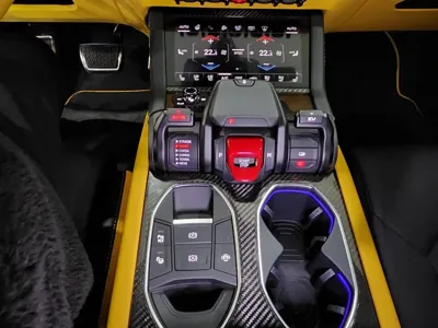 Lamborghini Urus 2025, 51 км, за 300627.65 USD - фото 11
