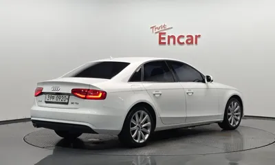 Audi A4 2016, 77460 км, за 5667.76 USD