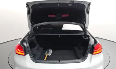 BMW 5-Series 2018, 74832 км, за 16848.36 USD - фото 20