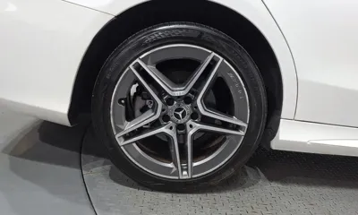 Mercedes-Benz C-Class 2019, 64356 км, за 14945.06 USD