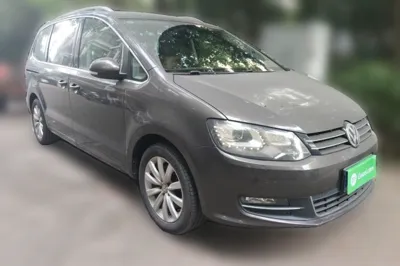 Volkswagen Sharan 2016, 100800 км, за 10927 USD