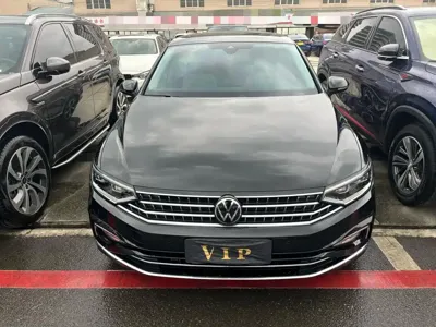 Volkswagen Magotan 2025, 13000 км, за 17346.9 USD