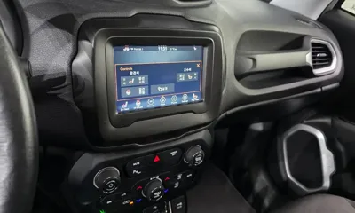 Jeep Renegade 2021, 79618 км, за 8790.78 USD - фото 16