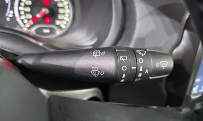 Jeep Renegade 2021, 79618 км, за 8790.78 USD - фото 30