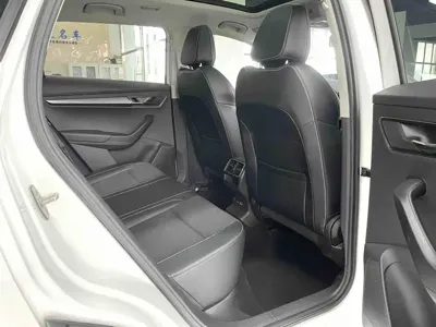 Skoda Karoq 2021, 57600 км, за 12236.28 USD - фото 13