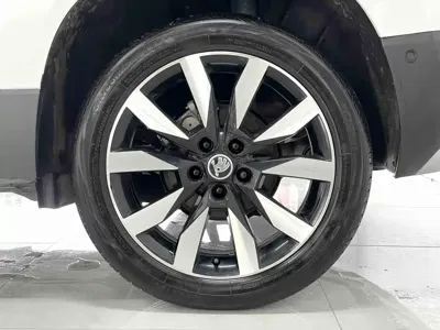 Skoda Karoq 2021, 57600 км, за 12236.28 USD - фото 16