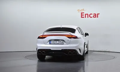 Kia Stinger 2023, 51185 км, за 23303.14 USD
