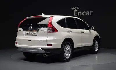 Honda CR-V 2015, 97112 км, за 8347.9 USD - фото 2
