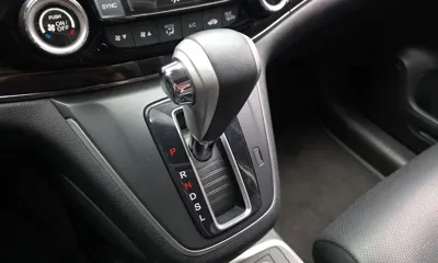 Honda CR-V 2015, 97112 км, за 8347.9 USD - фото 9
