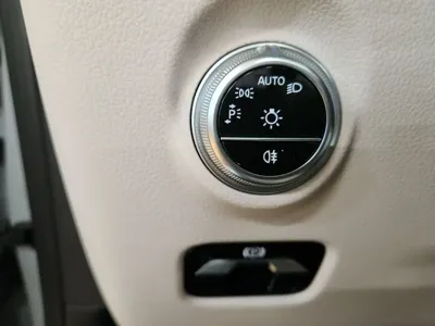 Mercedes-Benz CLE-Class 2024, 9000 км, за 49888.41 USD - фото 12