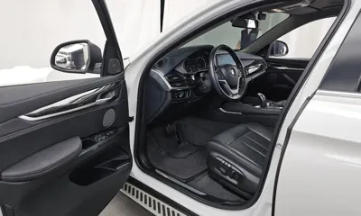 BMW X6 2018, 55979 км, за 24182.53 USD - фото 10