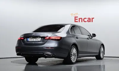 Mercedes-Benz E-Class 2021, 75392 км, за 21107.5 USD