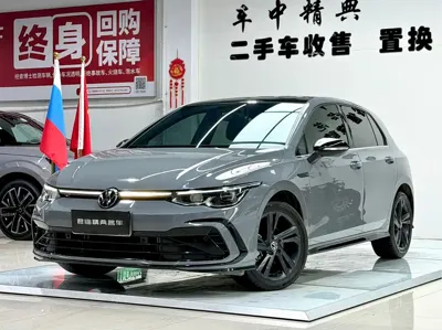 Volkswagen Golf · 2023 год