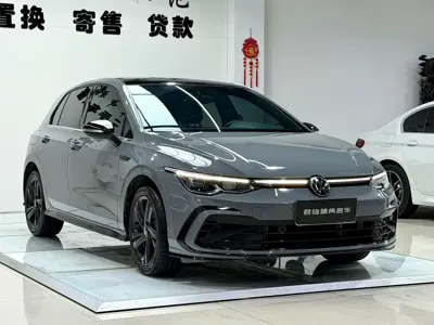Volkswagen Golf 2023, 22000 км, за 21600.52 USD